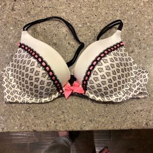 Victoria’s Secret push up bra